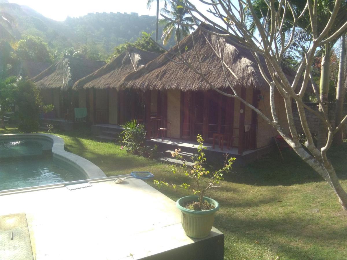 Airas' Garden Homestay Eco Bungalows Kuta  Exterior foto