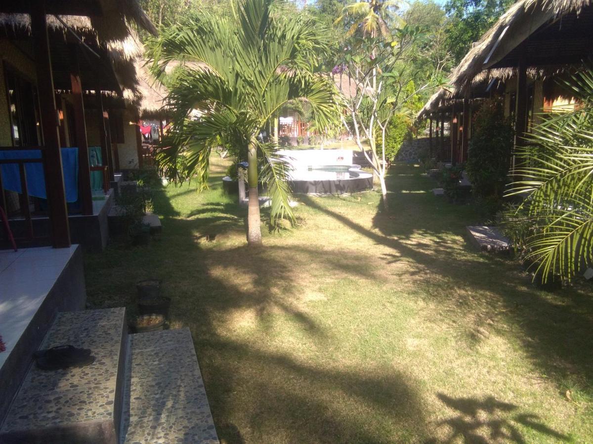 Airas' Garden Homestay Eco Bungalows Kuta  Exterior foto