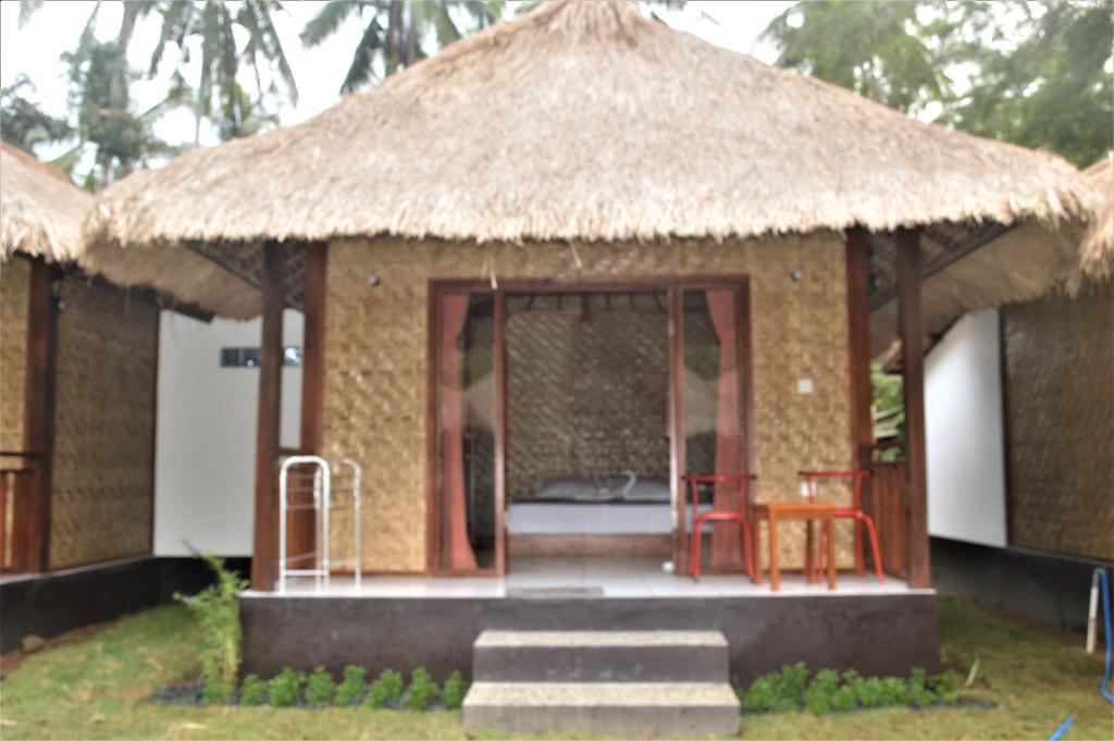 Airas' Garden Homestay Eco Bungalows Kuta  Exterior foto